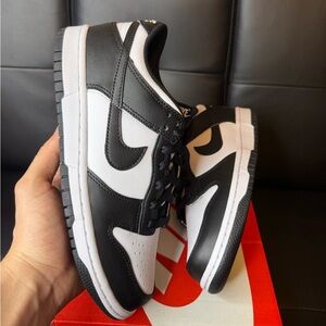 Nike dunk low “Panda” Black and White size 5y/ 6.5 women’s brand new